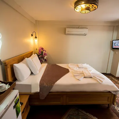Sultan Corner 2*