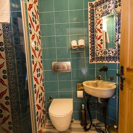 Sultan Corner Hotel 2*