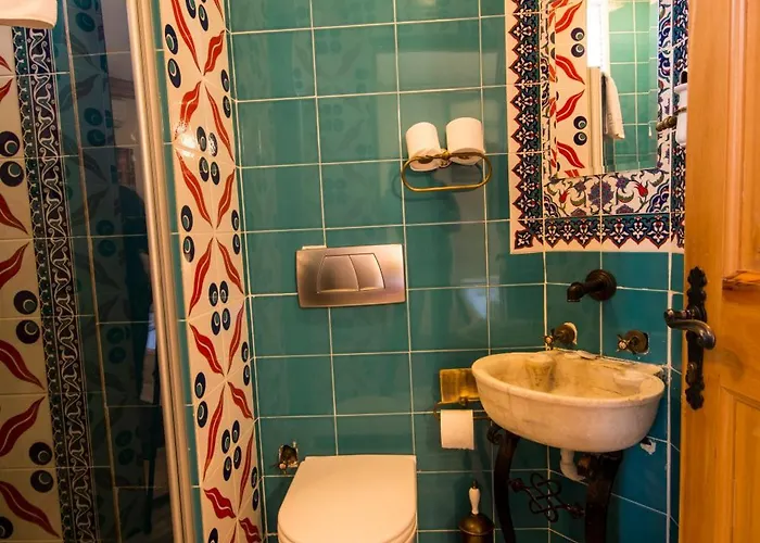 Sultan Corner Hotel 2*