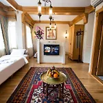 Sultan Corner Hotel 2*