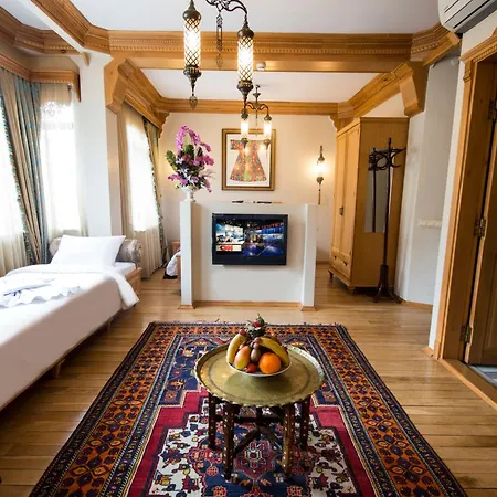 Sultan Corner Hotel 2*